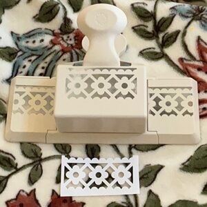 Large EK Success Martha Stewart Crafts Edge FLOWERBED FENCE Punch